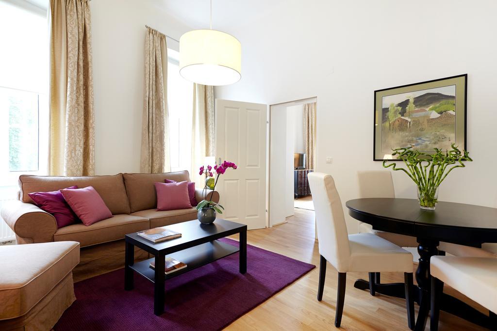 Apartment Theresiengasse Wien Zimmer foto